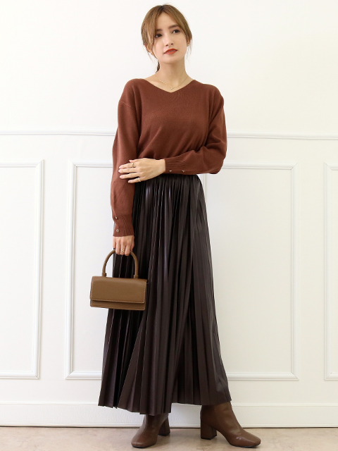 ゴールドボタン付バックリボンニットトップスコーディネート コーディネート レディースファッション通販anapオンライン