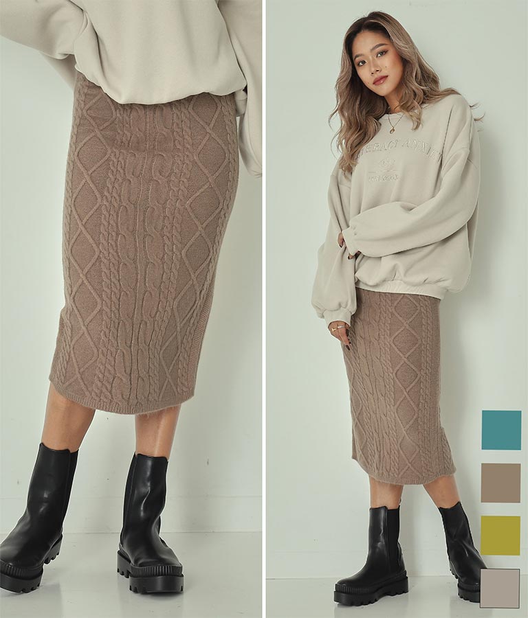 ケーブル編みタイトスカート