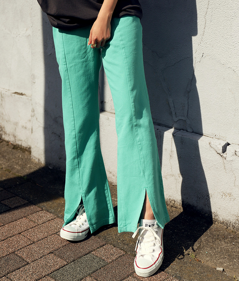 センターライン裾スリットカラーパンツ(ボトムス・パンツ /ブーツカットパンツ・ガウチョパンツ ・ワイドパンツ ・ロングパンツ) | anap mimpi
