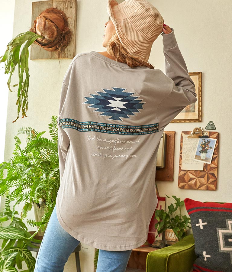 オルテガデニム×チロリアン刺繍ラウンドヘムロングTシャツ(トップス/Tシャツ・カットソー ) | anap mimpi